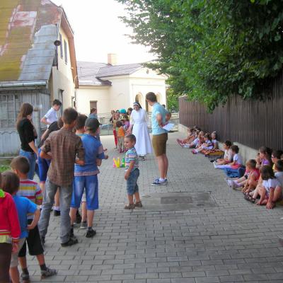 7-13 iulie: Siret: Campusul pentru copii "Secretul adevăratei fericiri"
