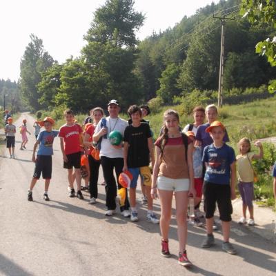 7-10 iulie: Pralea: Campus pentru copiii şi tinerii din Parohia "Sfânta Tereza" din Oneşti