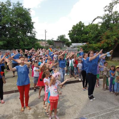 9-13 iulie: Răducăneni: Campus Colorează-ţi viaţa