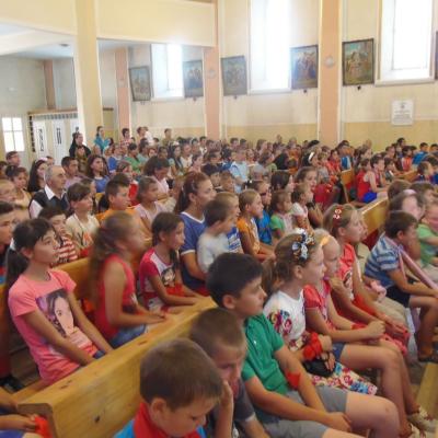 9-13 iulie: Răducăneni: Campus Colorează-ţi viaţa