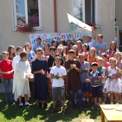 9-13 iulie: Răducăneni: Campus Colorează-ţi viaţa