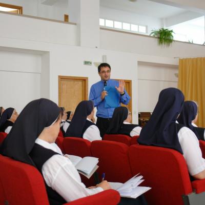 11-18 iulie: Bacău: Exerciţii spirituale pentru surori