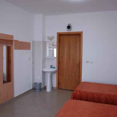 11-18 iulie: Bacău: Exerciţii spirituale pentru surori