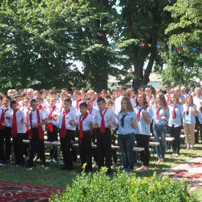 13 iulie: Răchiteni: Conferirea Mirului, o nouă zi de Rusalii