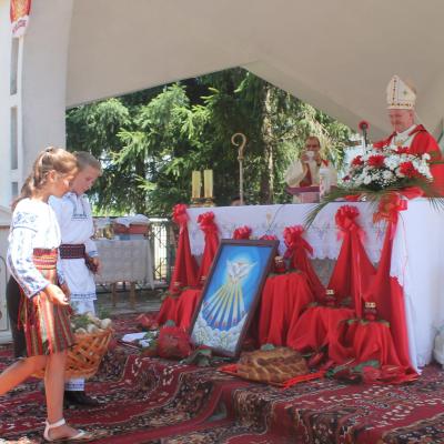 13 iulie: Răchiteni: Conferirea Mirului, o nouă zi de Rusalii