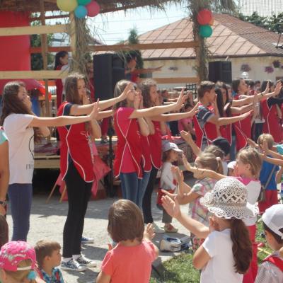 14-20 iulie: Adjudeni: Campus pentru copii