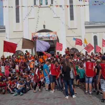 14-20 iulie: Adjudeni: Campus pentru copii