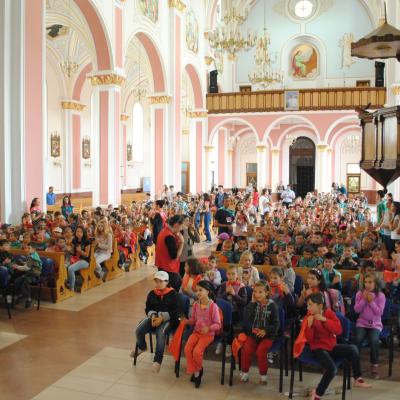 14-19 iulie: Luizi-Călugăra: Campusul "Bucuria, comoara vieţii"