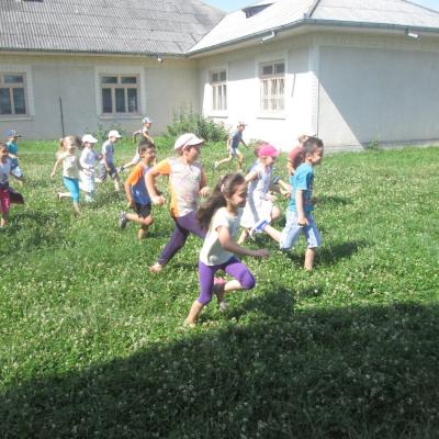 21-27 iulie: Barticeşti: Campusul "Vara împreună"