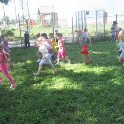 21-27 iulie: Barticeşti: Campusul "Vara împreună"
