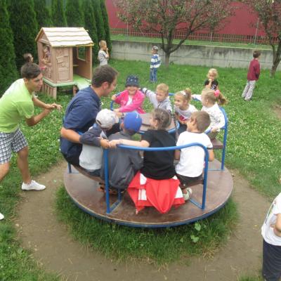 21-27 iulie: Barticeşti: Campusul "Vara împreună"