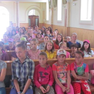 23-27 iulie: Luncaşi: Campusul pentru copii "Colorează-ţi viaţa!"