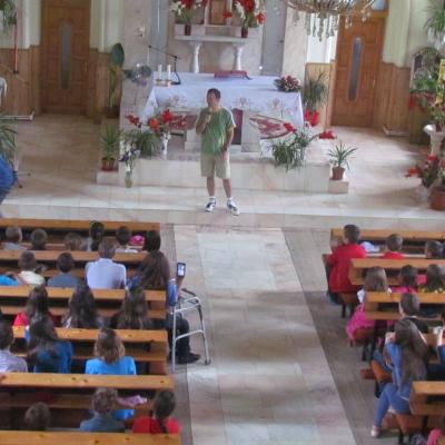23-27 iulie: Luncaşi: Campusul pentru copii "Colorează-ţi viaţa!"