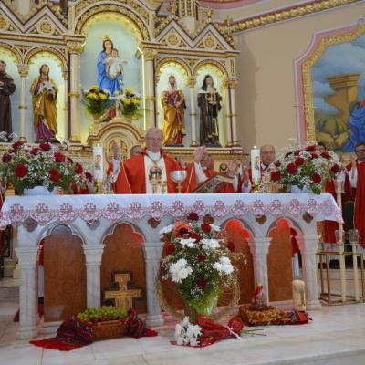 26 iulie: Huşi - Corni: Administrarea sacramentului Mirului