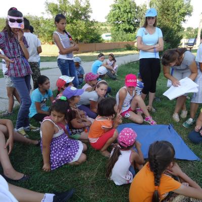 31 iulie - 3 august: Horleşti: Campusul "Colorează-ţi viaţa alături de prieteni"
