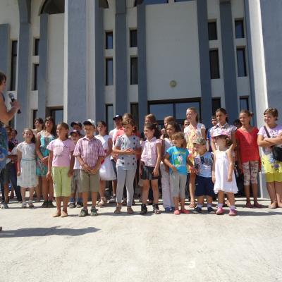 31 iulie - 3 august: Horleşti: Campusul "Colorează-ţi viaţa alături de prieteni"