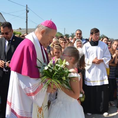 2 august: Hălăuceşti: Sfinţirea capelei mortuare din cimitirul catolic