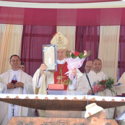 2 august: Hălăuceşti: Sfinţirea capelei mortuare din cimitirul catolic