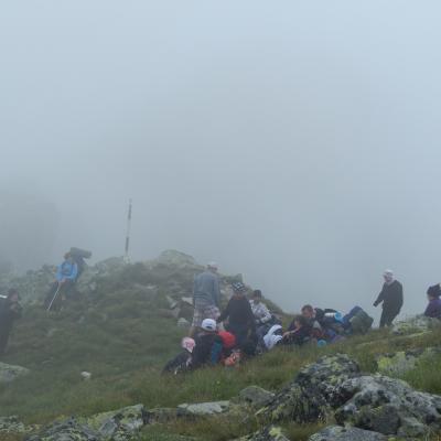 3-10 august: Campus itinerant în Munţii Retezat