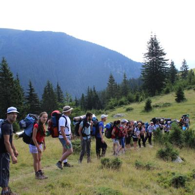 3-10 august: Campus itinerant în Munţii Retezat