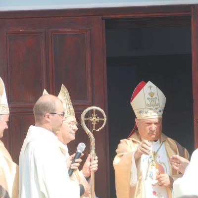 9 august: Satu Nou: Sfinţirea bisericii "Maica Îndurerată"