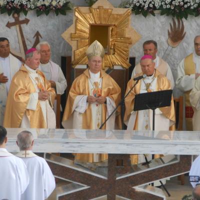 9 august: Satu Nou: Sfinţirea bisericii "Maica Îndurerată"