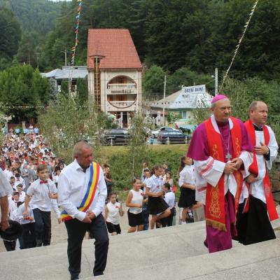 10 august: Slănic Moldova: Administrarea Mirului