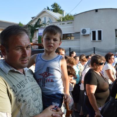 14 august: Bacău - Baraţi: "Drumul către Mama noastră cerească nu e niciodată prea lung"