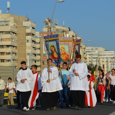 14 august: Bacău - Baraţi: "Drumul către Mama noastră cerească nu e niciodată prea lung"