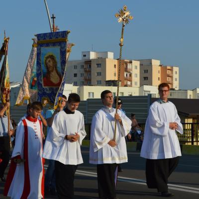 14 august: Bacău - Baraţi: "Drumul către Mama noastră cerească nu e niciodată prea lung"