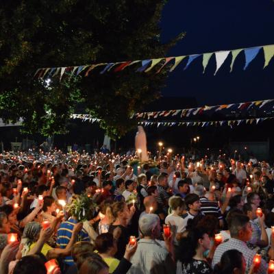 14 august: Bacău - Baraţi: "Drumul către Mama noastră cerească nu e niciodată prea lung"