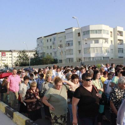 14 august: Bacău - Baraţi: "Drumul către Mama noastră cerească nu e niciodată prea lung"