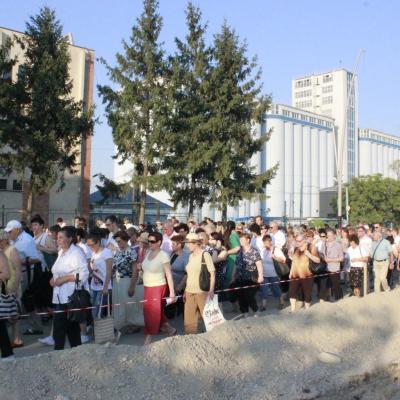 14 august: Bacău - Baraţi: "Drumul către Mama noastră cerească nu e niciodată prea lung"