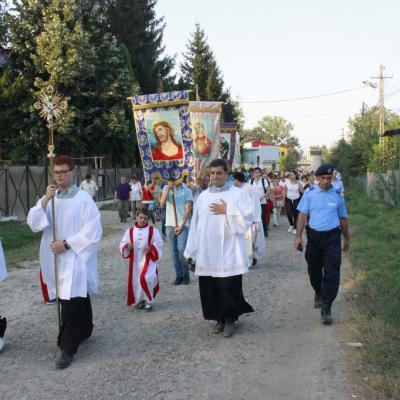 14 august: Bacău - Baraţi: "Drumul către Mama noastră cerească nu e niciodată prea lung"
