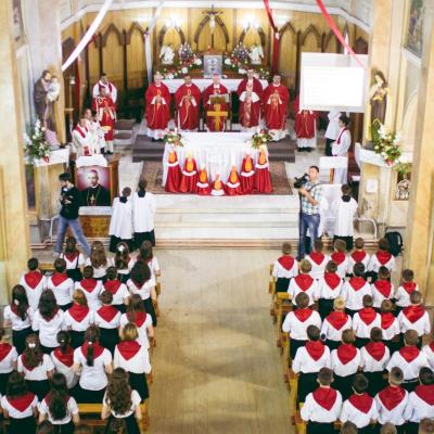 17 august: Valea Mare: Conferirea sacramentului Mirului