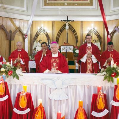 17 august: Valea Mare: Conferirea sacramentului Mirului