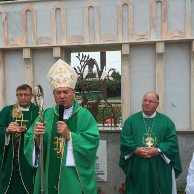 17 august: Teţcani: Omagiu al comunităţii pentru episcopul martir Anton Durcovici