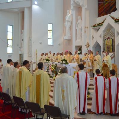 23 august: Bacău: Familia - dar şi speranţă