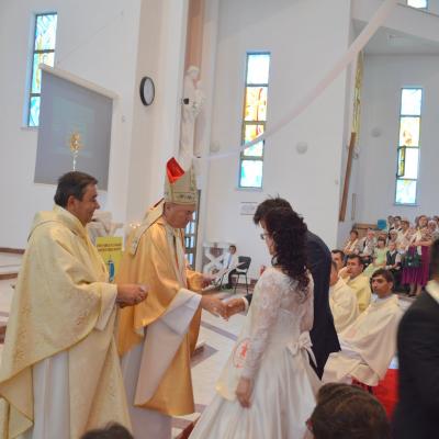 23 august: Bacău: Familia - dar şi speranţă