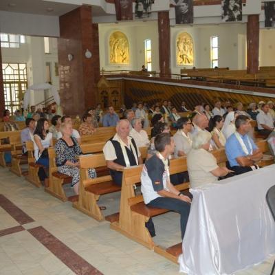 23 august: Bacău: Familia - leagănul vocaţiei