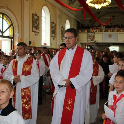 24 august: Barticeşti: Administrarea sacramentului sfântului Mir