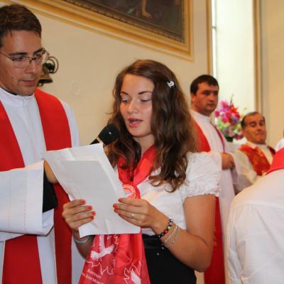 24 august: Barticeşti: Administrarea sacramentului sfântului Mir