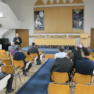 8-12 septembrie: Iaşi: Exerciţii spirituale pentru preoţi, seria a II-a