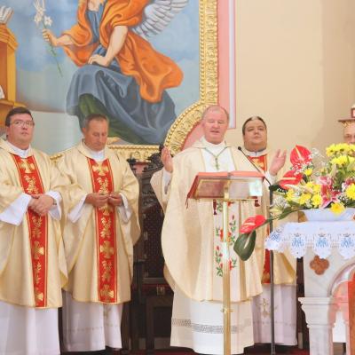 8 septembrie: Huşi-Corni: PS Aurel Percă la hramul comunităţii