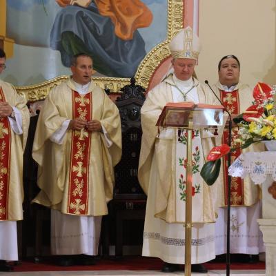 8 septembrie: Huşi-Corni: PS Aurel Percă la hramul comunităţii