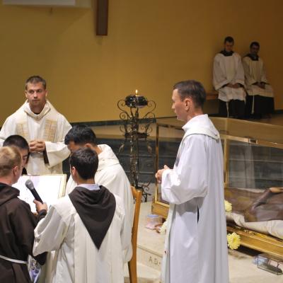 14-19 septembrie: Oneşti: Exerciţii spirituale şi profesiune solemnă la fraţii capucini