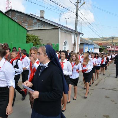 28 septembrie: Răducăneni: Administrarea Mirului. Foto: Ovidiu Bişog