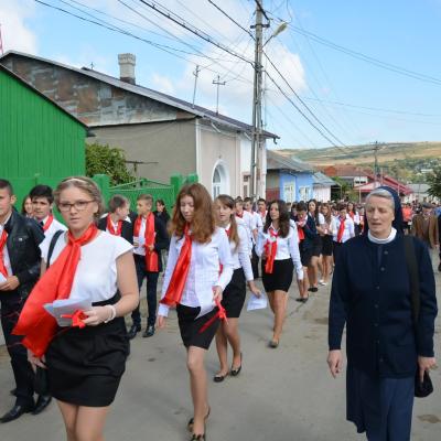 28 septembrie: Răducăneni: Administrarea Mirului. Foto: Ovidiu Bişog