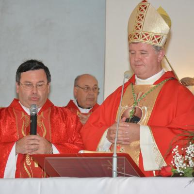 28 septembrie: Răducăneni: Administrarea Mirului. Foto: Ovidiu Bişog