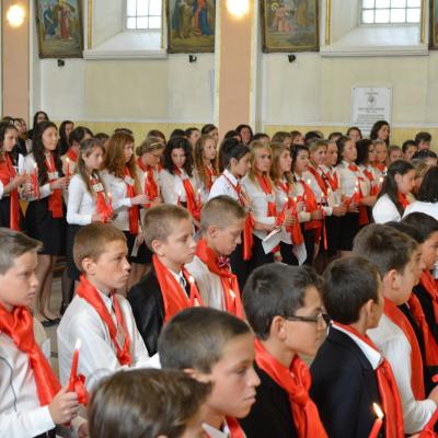 28 septembrie: Răducăneni: Administrarea Mirului. Foto: Ovidiu Bişog